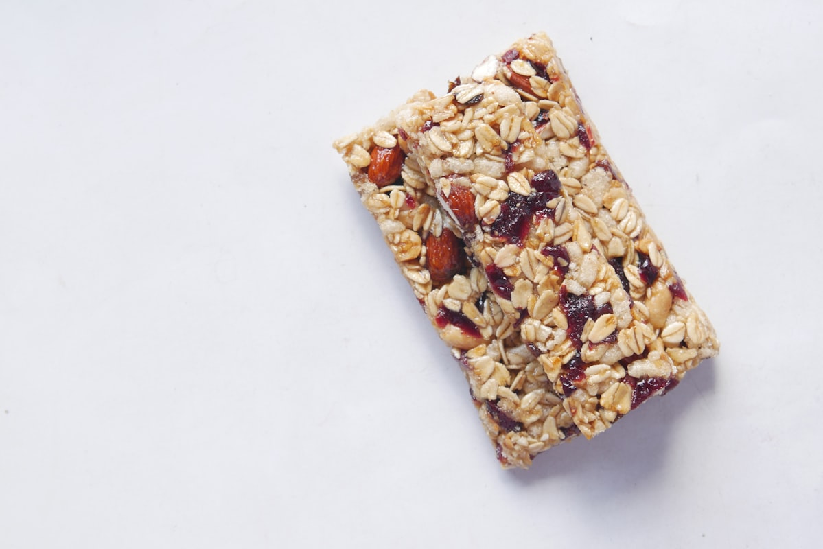 Low-glycemic fruit snacks